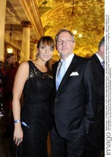 Verleihung Bayerischer Fernsehpreis in München - Party Olli Dittrich mit Lebensgefährtin Verleihung des Bayerischen Fernsehpreis 2016 Preis, Ehrung, Auszeichnung Party Prinzregenten Theater München 03. Juni 2016
