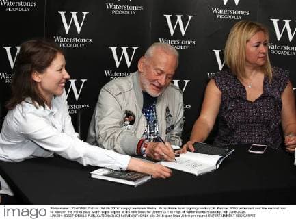 Buzz Aldrin book signing London.UK. Former NASA astronaut and the second man to walk on the moon Buzz Aldrin signs copies of his new book No Dream Is Too High at Waterstones Piccadilly. 4th June 2016. LMK394-60637-040616 