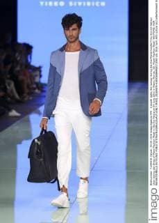 A model walks the runway during the Ana Maria Guiulfo Yirko Sivirich fashion show during day three of Miami Fashion Week in the Ice Palace on 04 June 2016 in Miami, Florida, US. Miami Fashion Week !ACHTUNG: NUR REDAKTIONELLE NUTZUNG!  MIA01 20160605-636006866450573092