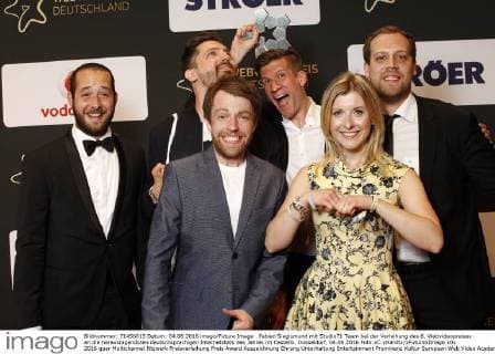 Fabian Siegismund mit Studio71 Team bei der Verleihung des 6. Webvideopreises an die herausragendsten deutschsprachigen Internetstars des Jahres im Castello. Düsseldorf, 04.06.2016 Foto:xC.xHardtx xFuturexImage