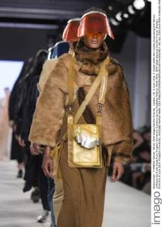 London, UK. 6 June 2016. A model walks the runway showcasing the fashion collection by India Veiga from Kingston University (London) during Graduate Fashion Week 2016. GFW takes place at the Old Truman Brewery from 5 to 8 June 2016. Kingston University, Graduate Fashion Week 2016 