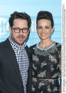 J.J. Abrams und Carla Gugino bei der Premiere der Serie Roadies am 6.06.2016 in Los Angeles Showtime s Roadies TV Series Premiere in Los Angeles, 2016 