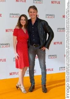 Stefanie Hoener und Robert Lohr - Europapremiere der 4.Netflix-Staffel von ORANGE IS THE NEW BLACK in Berlin am 07.06.2016. Netflix Europapremiere ORANGE IS THE NEW BLACK