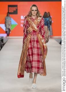 London, UK. 8 June 2016. A model walks the runway showcasing the fashion collection by Bareia Ahmad from the University for the Creative Arts Epsom during The Best of Graduate Fashion Week 2016 show. GFW takes place at the Old Truman Brewery from 5 to 8 June 2016. Best of Graduate Fashion Week 2016, London, UK 