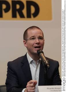 President of the National Action Party Ricardo Anaya delivers a presser in Mexico City, Mexico, 8 June 2016. The conservative National Action Party won seven of the 12 states in last Sunday s governor s election. MEXICO ELECTION !ACHTUNG: NUR REDAKTIONELLE NUTZUNG!  CMM005 20160608-636010186516361838