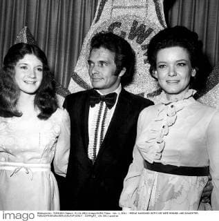 Jan. 1, 2011 - MERLE HAGGARD WITH HIS WIFE BONNIE AND DAUGHTER. - ZUMAg49_