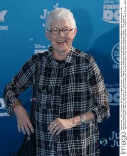 Filmpremiere Finding Dory in Hollywood Betty DeGeneres attends the premiere of the animated motion picture comedy Finding Dory at the El Capitan Theatre in the Hollywood section of Los Angeles on June 8, 2016. Storyline: The friendly-but-forgetful blue tang fish reunites with her loved ones, and everyone learns a few things about the real meaning of family along the way.  LAP2016060825 JIMxRUYMEN