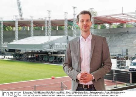 Erfurt , 090616 , Stadion Erfurt , Steigerwaldstadion , Arena , Multifunktionsarena , Baufortschritt , Pressekonferenz zum Aufbau der Bühne für das Konzert von Herbert Grönemeyer im Bild: Christian Fothe Prokurist Arena Erfurt