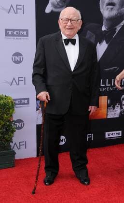 AFI Life Achievement Award in Los Angeles June 9, 2016 - Hollywood, CA, United States - 09 June 2016 - Hollywood. Ed Asner. Arrivals for the American Film Institute s 44th Life Achievement Award Gala Tribute to John Williams held at Dolby Theater. Photo Credit: Hollywood United States - ZUMAa123