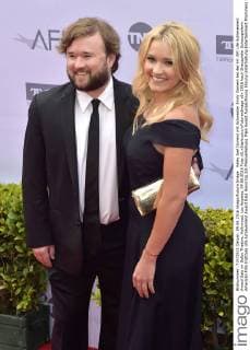 Haley Joel Osment mit Schwester Emily Osment bei der 44. AFI Life Achievement Award Gala im Dolby Theatre, Hollywood. Los Angeles, 09.06.2016 Foto:xD.xStarbuckx xFuturexImage