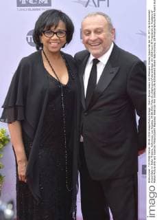 Cheryl Boone Isaacs mit Ehemann Stanley Isaacs bei der 44. AFI Life Achievement Award Gala im Dolby Theatre, Hollywood. Los Angeles, 09.06.2016 Foto:xD.xStarbuckx xFuturexImage