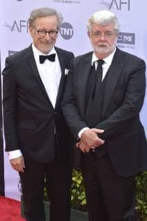 Steven Spielberg und George Lucas bei der 44. AFI Life Achievement Award Gala im Dolby Theatre, Hollywood. Los Angeles, 09.06.2016 Foto:xD.xStarbuckx xFuturexImage