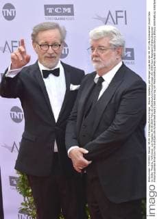 Steven Spielberg und George Lucas bei der 44. AFI Life Achievement Award Gala im Dolby Theatre, Hollywood. Los Angeles, 09.06.2016 Foto:xD.xStarbuckx xFuturexImage