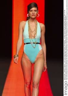 Lourdes Coteron bei der Hipertrofico Fashion Show auf der Swimwear Fashion Week Gran Canaria Moda Calida 2016. Meloneras, 11.06.2016 Lourdes Coteron  Foto:xDyDxFotografosx xFuturexImage