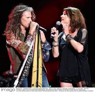 June 11, 2016 - Nashville, Tennessee, United States - 11 June 2016 - Nashville, Tennessee - Steven Tyler, Aerosmith and Martina McBride. 2016 CMA Music Festival Nightly Concert held at Nissan Stadium. Photo Credit: Laura Farr AdMedia Nashville United States - ZUMAa123