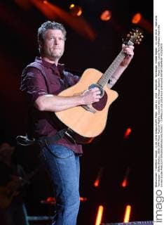 June 11, 2016 - Nashville, Tennessee, United States - 11 June 2016 - Nashville, Tennessee - Blake Shelton. 2016 CMA Music Festival Nightly Concert held at Nissan Stadium. Photo Credit: Laura Farr AdMedia Nashville United States - ZUMAa123