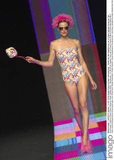Model bei der Agatha Ruiz de la Prada Fashion Show auf der Swimwear Fashion Week Gran Canaria Moda Calida 2016. Meloneras, 11.06.2016 Agatha Ruiz de la Prada Model  Foto:xDyDxFotografosx xFuturexImage