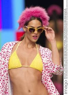Model bei der Agatha Ruiz de la Prada Fashion Show auf der Swimwear Fashion Week Gran Canaria Moda Calida 2016. Meloneras, 11.06.2016 Agatha Ruiz de la Prada Model  Foto:xDyDxFotografosx xFuturexImage