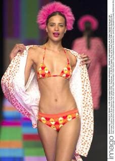 Model bei der Agatha Ruiz de la Prada Fashion Show auf der Swimwear Fashion Week Gran Canaria Moda Calida 2016. Meloneras, 11.06.2016 Agatha Ruiz de la Prada Model  Foto:xDyDxFotografosx xFuturexImage
