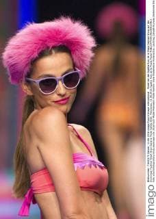Model bei der Agatha Ruiz de la Prada Fashion Show auf der Swimwear Fashion Week Gran Canaria Moda Calida 2016. Meloneras, 11.06.2016 Agatha Ruiz de la Prada Model  Foto:xDyDxFotografosx xFuturexImage