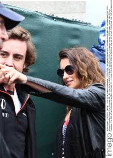 12.06.2016 - Fernando Alonso (ESP) McLaren Honda MP4-31 and Penelope Cruz (ESP), actress Canadian Grand Prix, Montreal 09 - 12 June 2016 