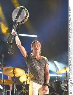 June 12, 2016 - Nashville, Tennessee, United States - 12 June 2016 - Nashville, Tennessee - Keith Urban. 2016 CMA Music Festival Nightly Concert held at Nissan Stadium. Photo Credit: Laura Farr AdMedia Nashville United States - ZUMAa123