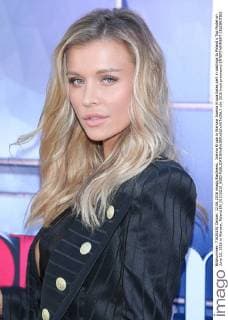 Joanna Krupa in Warsaw Joanna Krupa takes part in castings to Poland s Top Model on June 12, 2016 in Warsaw, Poland EN_01215210_0080 