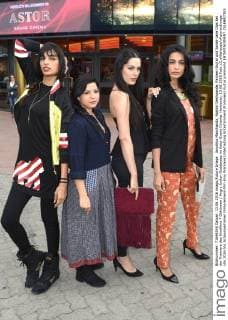 Anushka Manchanda, Rajshri Deshpande, Pavleen Gujral und Sarah-Jane Dias bei der Premiere des Kinofilms 7 Göttinnen Angry Indian Goddesses im Astor Grand Cinema. Hannover, 13.06.2016 Foto:xC.xNiehausx xFuturexImage