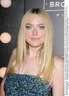 June 14, 2016 - Los Angeles, California, United States - June 14th 2016 - Los Angeles California USA - Actress DAKOTA FANNING at the The Neon Demon Premiere held at the Arclight Cinerama Dome, Hollywood. Los Angeles United States - ZUMAf05_