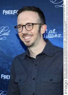 LOS ANGELES - JUN 15: Ian Goldberg at the Pretty Little Liars Seaon 7 Premiere and Dead of Summer Premeire at the Hollywood Forever Cemetary on June 15, 2016 in Los Angeles, CA  KathyxHutchins