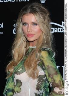 Joanna Krupa in Warsaw Joanna Krupa attends Autumn-Winter Bizuu Fashion Show on June 15, 2016 in Warsaw, Poland. EN_01215538_0357 