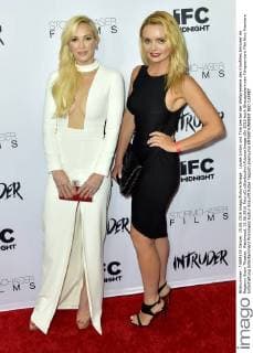 Louise Linton und Tina Lee bei der Weltpremeire des Kinofilms Intruder im Regency Bruin Theater. Westwood, 15.06.2016 Foto:xD.xStarbuckx xFuturexImage