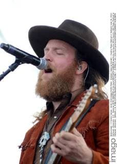 Brothers Osborne Konzert - Country Music Festival in Oshkosh June 16, 2016 - Oshkosh, Wisconsin, U.S - Guitarist JOHN OSBORNE of the band BROTHERS OSBORNE performs during the 2016 Country USA Music Festival in Oshkosh, Wisconsin. Oshkosh U.S. - ZUMAb115