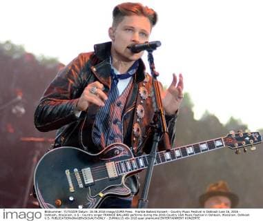 Frankie Ballard Konzert - Country Music Festival in Oshkosh June 16, 2016 - Oshkosh, Wisconsin, U.S - Country singer FRANKIE BALLARD performs during the 2016 Country USA Music Festival in Oshkosh, Wisconsin. Oshkosh U.S. - ZUMAb115