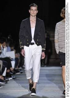 Mailand Fashion Week - Ports 1961 Modenschau Milan Men s Fashion Week Spring Summer 2017 Milan Fashion Week, Spring Summer 2017. Ports 1961 Fashion Show. Pictured: Model  RiccardoxGiordanoxfotosicki