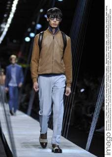 Mailand Men s Fashion Week - Canali Milan Men s Fashion Week Spring Summer 2017 Milan Fashion Week, Spring Summer 2017. CHANNEL FASHION SHOW. Pictured: model  RiccardoxGiordanoxfotosicki