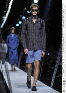 Mailand Men s Fashion Week - Canali Milan Men s Fashion Week Spring Summer 2017 Milan Fashion Week, Spring Summer 2017. CHANNEL FASHION SHOW. Pictured: model  RiccardoxGiordanoxfotosicki