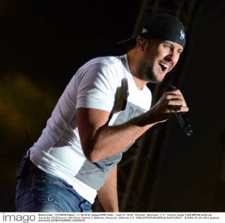 June 17, 2016 - Oshkosh, Wisconsin, U.S - Country singer LUKE BRYAN performs during the 2016 Country USA Music Festival in Oshkosh, Wisconsin. Oshkosh U.S. - ZUMAb115