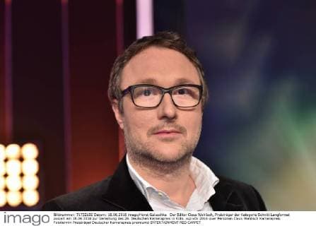 Der Editor Claus Wehlisch, Preisträger der Kategorie Schnitt Langformat posiert am 18.06.2016 zur Verleihung des 26. Deutschen Kamerapreis in Köln.