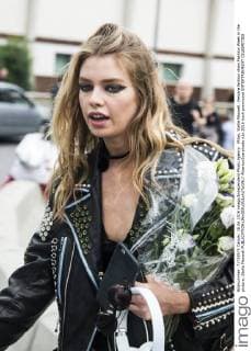 Milan, Stella Maxwell, Versace fashion show Fashion Week in the picture: Stella Maxwell  AlbertoxScarpinato