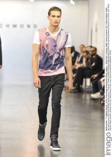 Milan Men s Fashion Week Spring Summer 2017 Milan Fashion Week, Spring Summer 2017.RICHMOND Fashionshow. Pictured: Model  RiccardoxGiordanoxFotosicki
