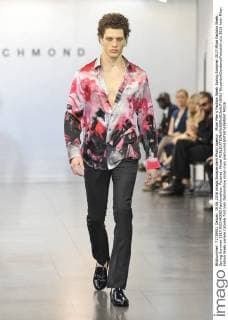 Milan Men s Fashion Week Spring Summer 2017 Milan Fashion Week, Spring Summer 2017.RICHMOND Fashionshow. Pictured: Model  RiccardoxGiordanoxFotosicki
