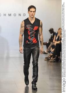 Milan Men s Fashion Week Spring Summer 2017 Milan Fashion Week, Spring Summer 2017.RICHMOND Fashionshow. Pictured: Model  RiccardoxGiordanoxFotosicki