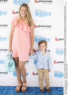Carla Goyanes with his son attends to the morning premiere of the film Buscando a Dory at Cines Kinepolis in Madrid. June 19. 2016.  (201606019004)