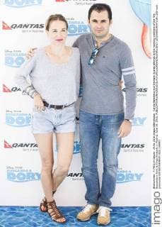 Carola Baleztena and Emiliano Suarez attends to the morning premiere of the film Buscando a Dory at Cines Kinepolis in Madrid. June 19. 2016.  (201606019044)