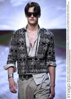 Mailand Fashion Week - Daks Modenschau Milan Man s Fashion Week Spring Summer 2017. Daks Fashion Show Pictured  SimonaxChioccia