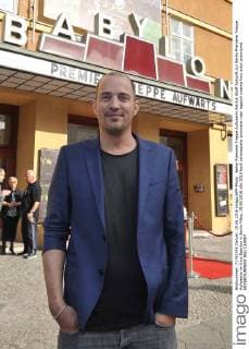 Berlin Premiere Treppe Aufwaerts Patrick Wolff Ankunft zur Berlin Premiere Treppe Aufwaerts im Kino Babylon in Berlin Mitte, 19.06.2016