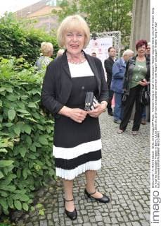 Premiere Honig im Kopf im Schlosspark Theater Dagmar Biener Ankunft Premiere Honig im Kopf im Schlosspark Theater in Berlin, 18.06.2016