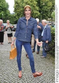 Premiere Honig im Kopf im Schlosspark Theater Anouschka Renzi Ankunft Premiere Honig im Kopf im Schlosspark Theater in Berlin, 18.06.2016
