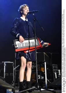 Marie Kobylka von Cosby live im Zenith. München, 19.06.2016 Foto:xP.xSchönbergerx xFuturexImage